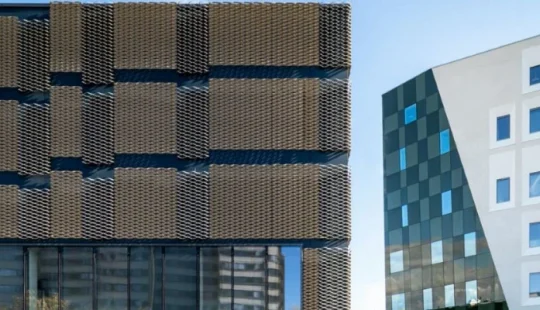 Vy av sjukhusbyggnad i Stockholm.