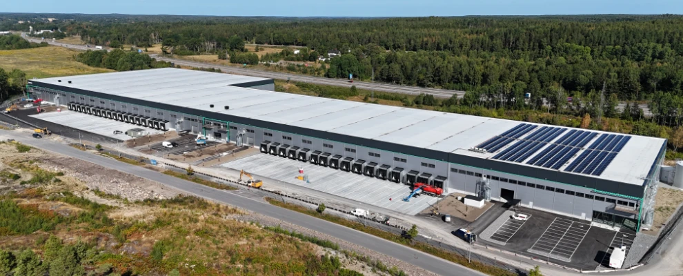 Flygvy över Logicors nya lageranläggning i Nykvarn.